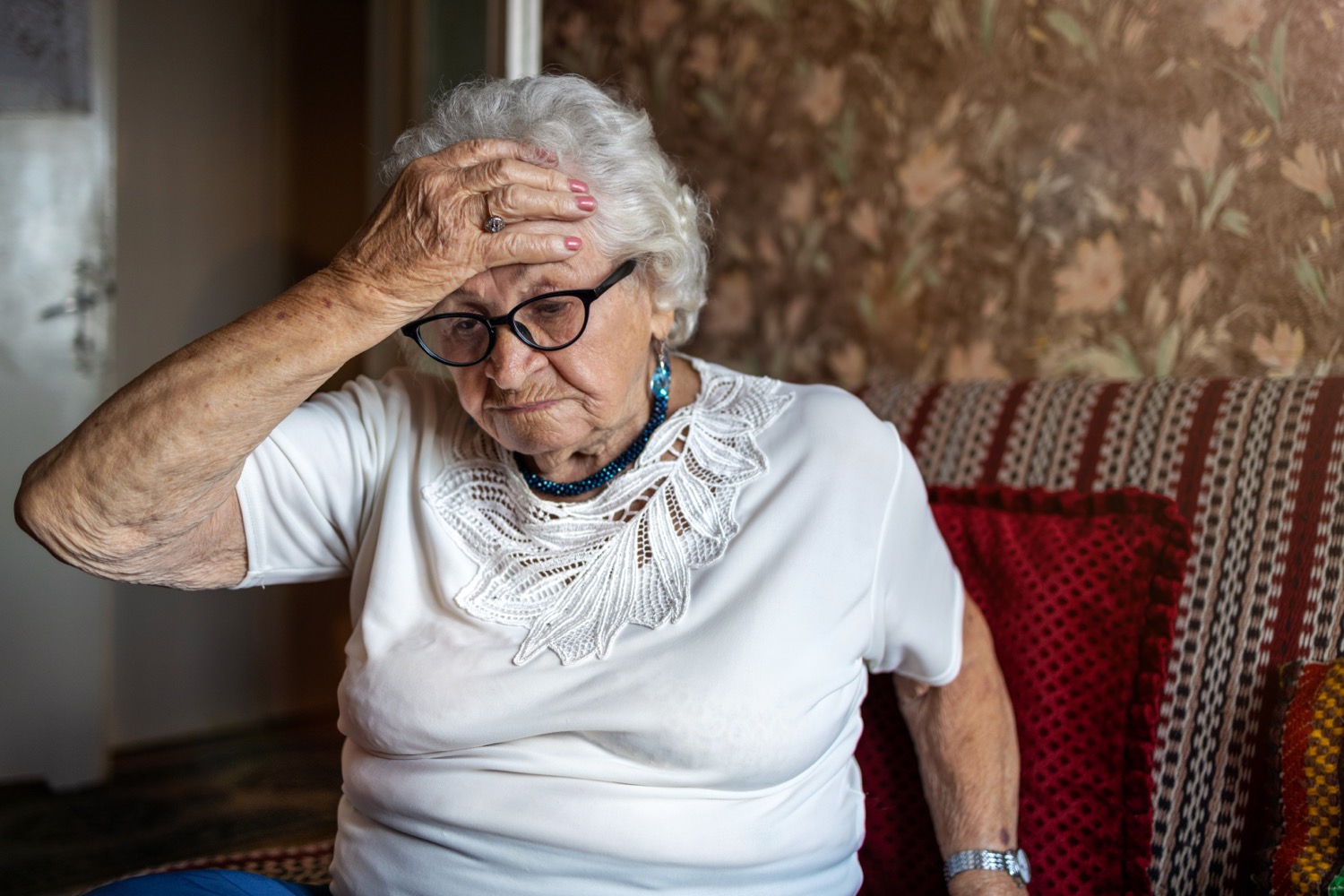 An elderly woman with anxiety experiences a mood swing.